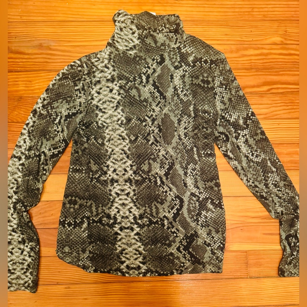 H&M Women’s Turtleneck Top